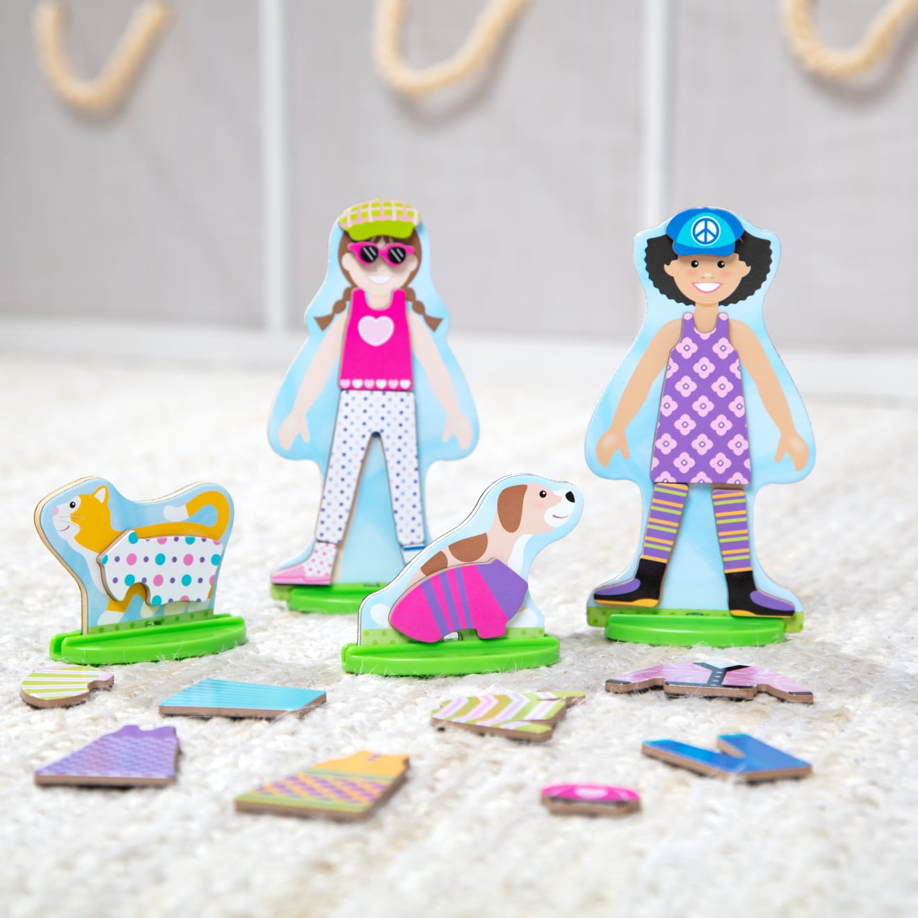 Best Friends Magnetic Dress-Up Play Set - Image 9