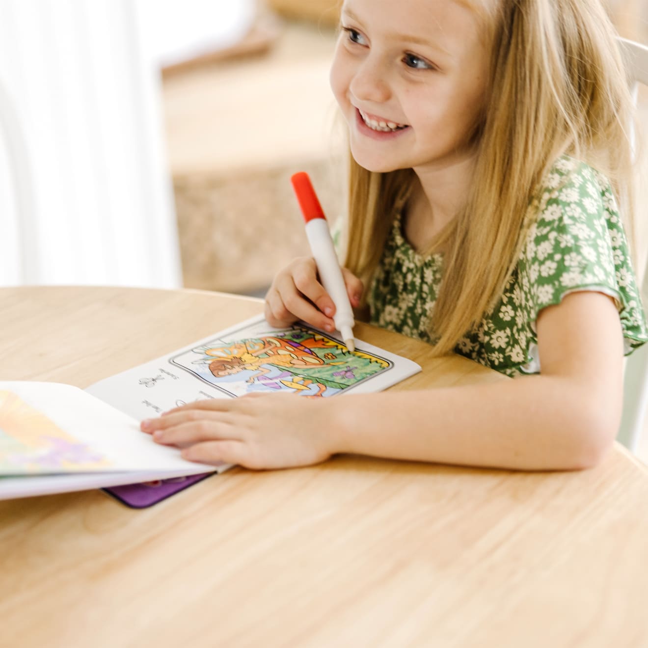 On the Go ColorBlast No-Mess Coloring Pad - Fairies - Image 2