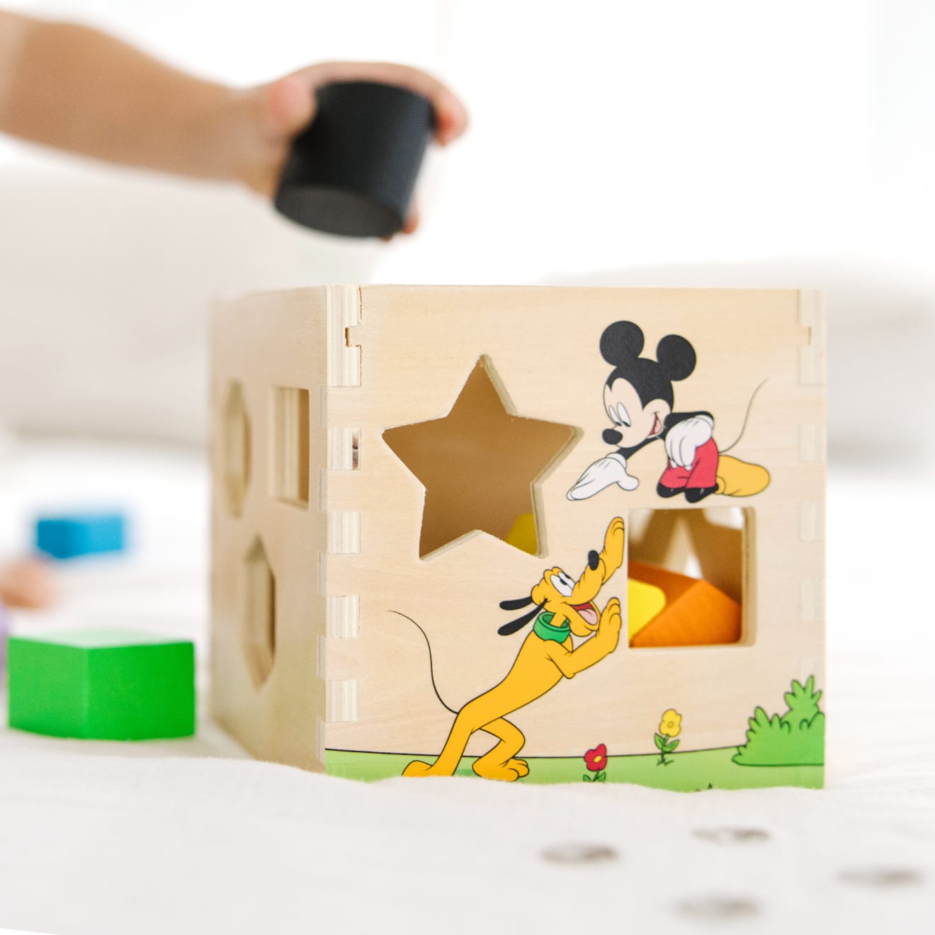 Disney Mickey Mouse & Friends Wooden Shape Sorting Cube - Image 2