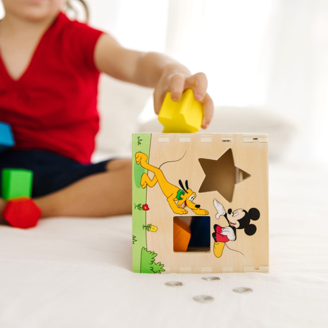 Disney Mickey Mouse & Friends Wooden Shape Sorting Cube - Image 8