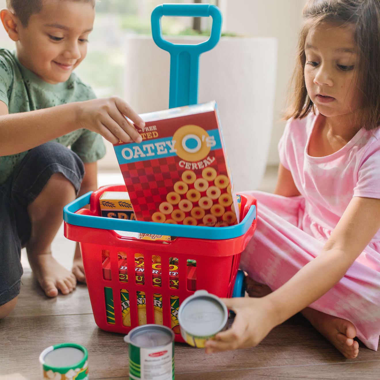 Fill & Roll Grocery Basket Play Set - Image 5
