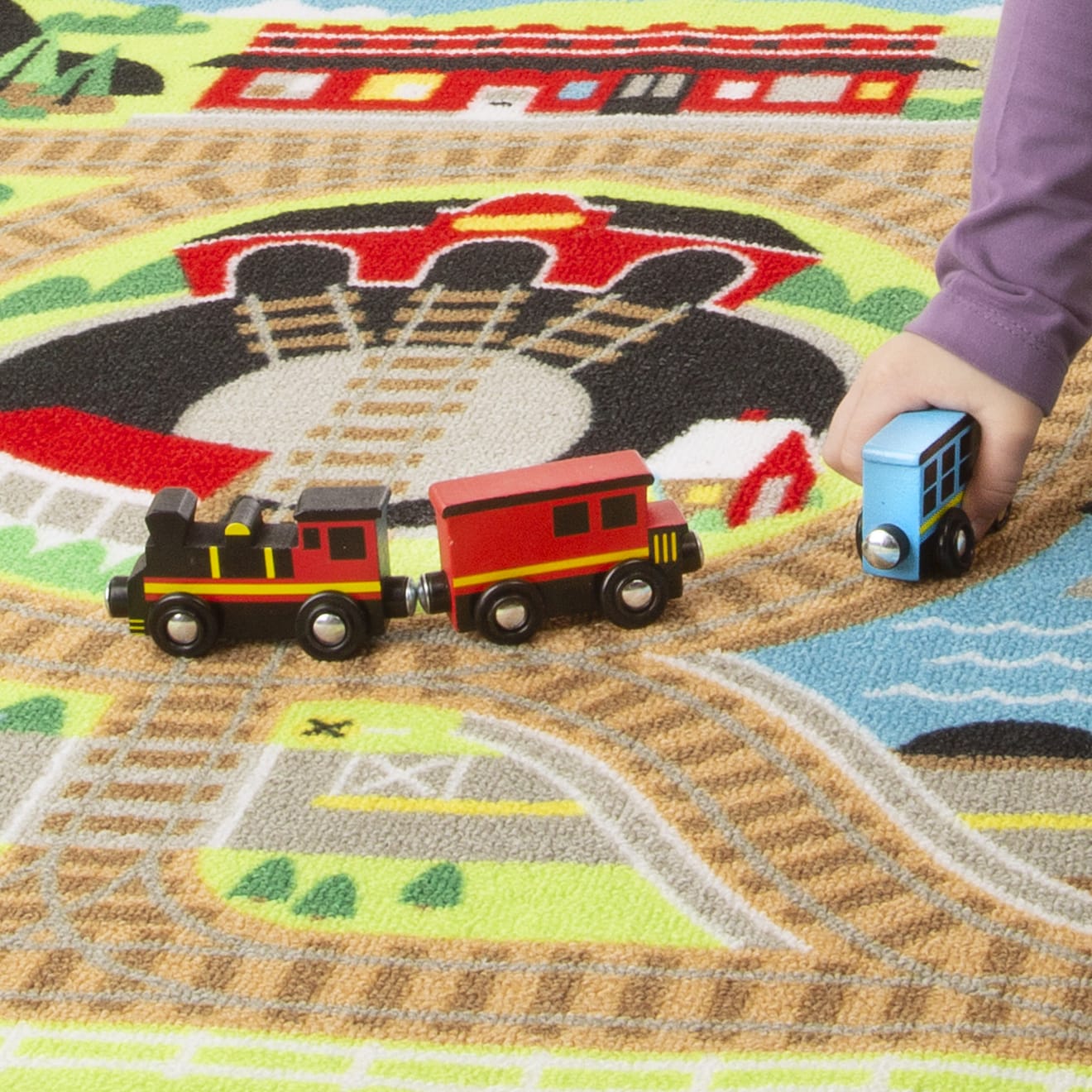 Round the Rails Train Rug - Image 7